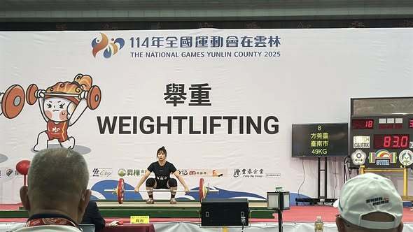 20251018正修電競直播隊來雲林斗南高中轉播全運會舉重比賽圖片